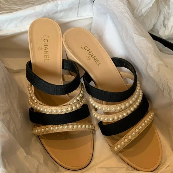 Chanel Mules Beige/Black Lambskin & Grossgrain size 38 - Picture 8 of 8